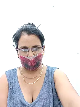 sanjana077 online show from 03-29-26, 07:58