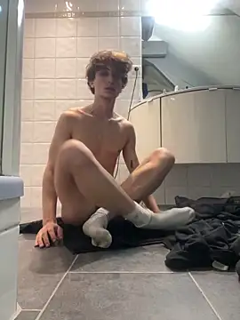 TeenNPlay online show from 11-14-25, 05:39