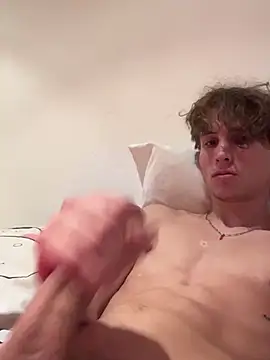 TeenNPlay online show from 02-11-26, 05:56