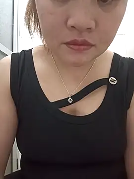 Snapshot of linh-xinh18 chatting on 11-07-25, 05:24 linh-xinh18 online show from 11-07-25, 05:24