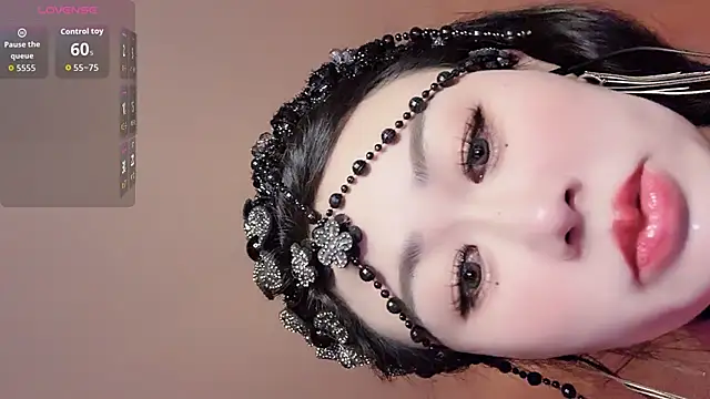 Snapshot of Xiaojuan61 chatting on 11-07-25, 03:01 Xiaojuan61 online show from 11-07-25, 03:01