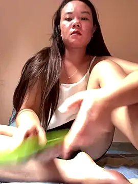 Snapshot of Dilen_7533 chatting on 11-12-25, 05:30 Dilen 7533 online show from 11-12-25, 05:30