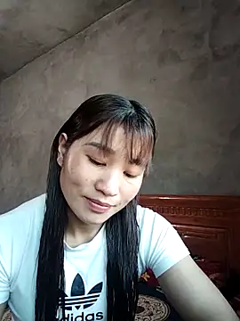 Qoine392 online show from 12-18-25, 05:57