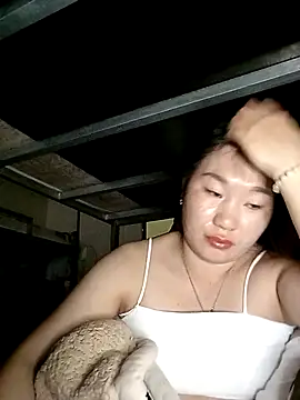 Snapshot of Helen_kelly chatting on 11-22-25, 05:28 Helen kelly online show from 11-22-25, 05:28