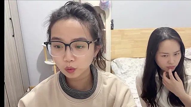 Hmm 0303 online show from 02-09-26, 03:05