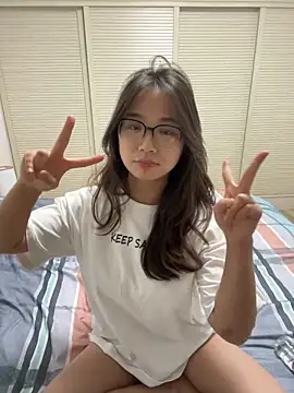 Hmm 0303 online show from 02-12-26, 03:51