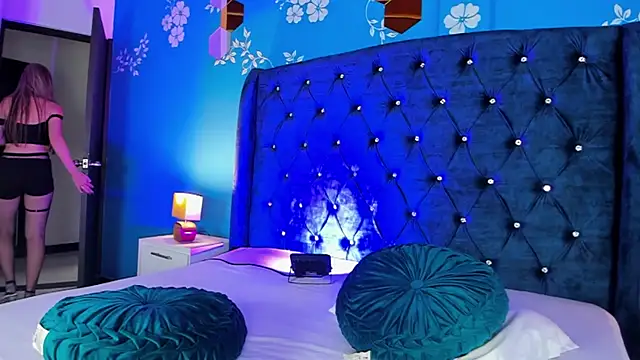 violet smith2 online show from 01-05-26, 05:27