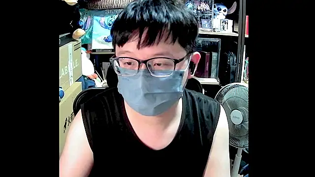 Snapshot of kk05483 chatting on 05-27-26, 03:31 kk05483 online show from 05-27-26, 03:31