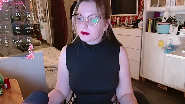 dominyantrix online show from 11-15-25, 10:59