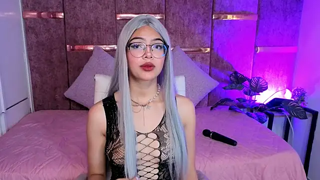  ViolletteNoir  online show from 11-27-25, 08:00