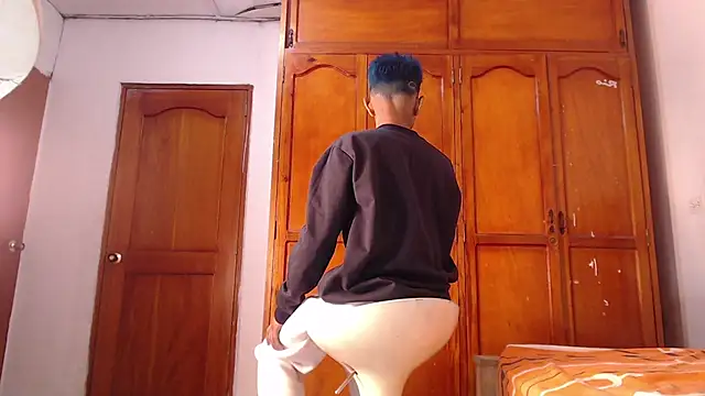 Tessachains 2  online show from 02-13-26, 03:57