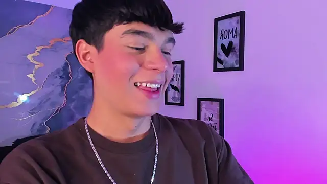 Isaac Kurtt online show from 12-22-25, 08:06