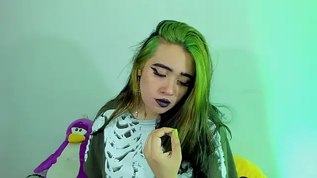 Lilith Zenith  online show from 11-15-25, 04:21