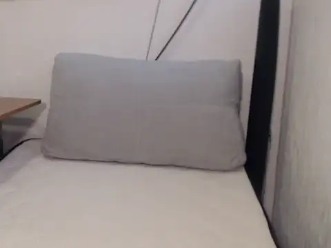 Snapshot of yayo_33 chatting on 12-02-25, 10:49 yayo 33 online show from 12-02-25, 10:49