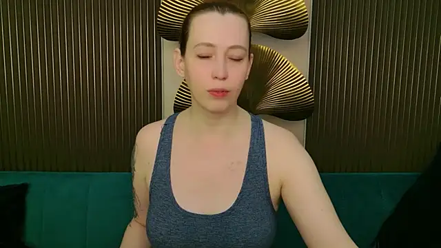 Evie Berret online show from 03-28-26, 08:52