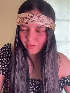 candicewest  online show from 04-18-26, 04:22