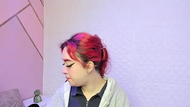 Dakkotta   online show from 11-24-25, 02:39