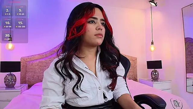 Snapshot of Chloejonson chatting on 11-09-25, 02:54 Chloejonson online show from 11-09-25, 02:54