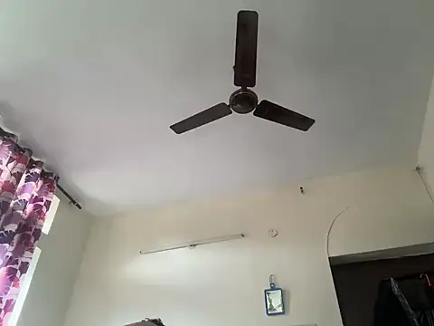 Snapshot of Your_yash2 chatting on 05-24-26, 10:42 Your yash2 online show from 05-24-26, 10:42