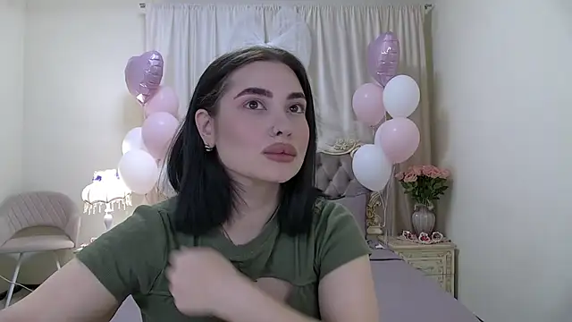 AdrianaTorres online show from 02-19-26, 05:47