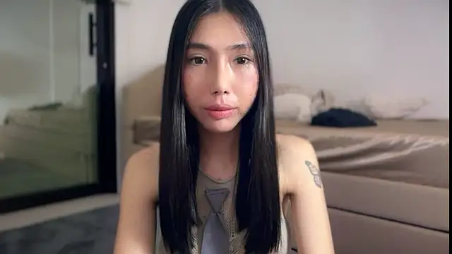 Snapshot of bajejek01 chatting on 05-27-26, 11:24 bajejek01 online show from 05-27-26, 11:24