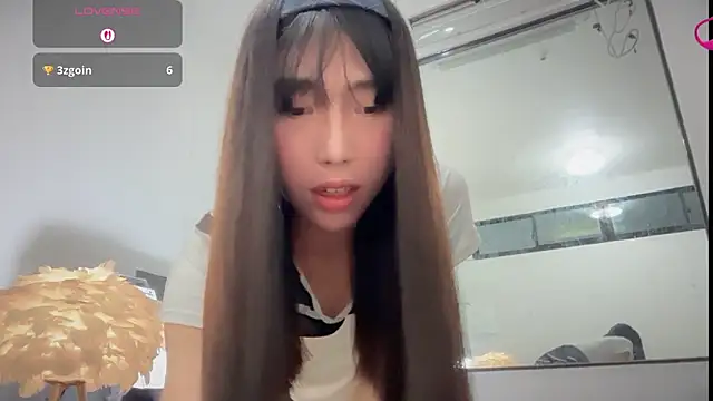 Snapshot of bajejek01 chatting on 06-21-26, 12:30 bajejek01 online show from 06-21-26, 12:30