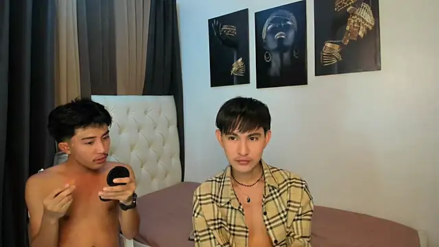 Snapshot of Urloverhardcock chatting on 11-08-25, 05:12 Urloverhardcock online show from 11-08-25, 05:12