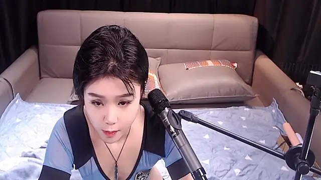 ruirui998 online show from 01-18-26, 01:04