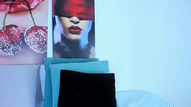 Snapshot of Andhrea_Vale chatting on 01-17-26, 11:59 Andhrea Vale online show from 01-17-26, 11:59