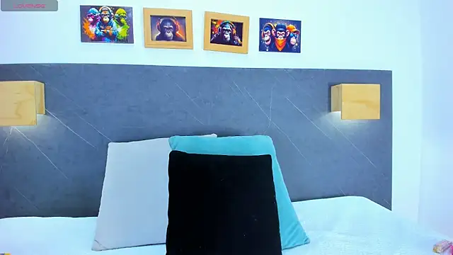 Snapshot of Andhrea_Vale chatting on 02-17-26, 12:12 Andhrea Vale online show from 02-17-26, 12:12