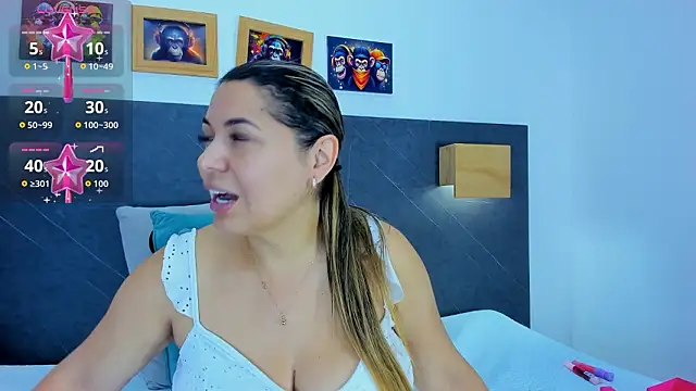 Andhrea Vale online show from 03-18-26, 12:19