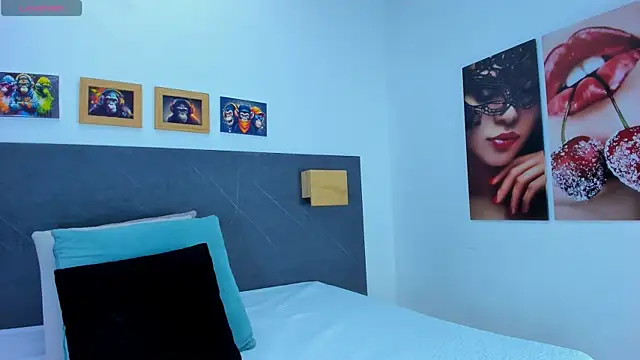 Andhrea Vale online show from 04-17-26, 12:30