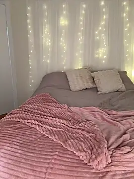 LillieMaee online show from 03-22-26, 01:03