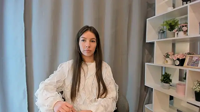 Snapshot of OtiliaNatiello chatting on 11-07-25, 02:06 OtiliaNatiello online show from 11-07-25, 02:06