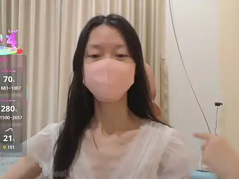 Lil-Cherries online show from 11-16-25, 03:45