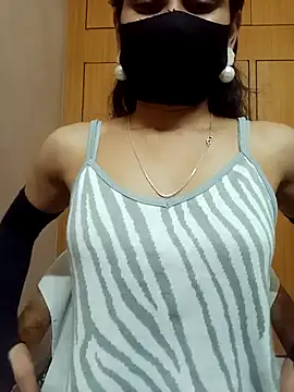 Snapshot of Fairy_Pie chatting on 02-16-26, 05:31 Fairy Pie online show from 02-16-26, 05:31