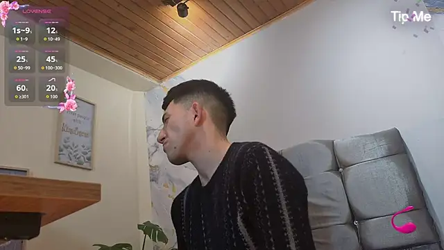 Un Sluttyy online show from 07-17-26, 11:17