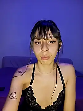 Snapshot of GabySMiller chatting on 02-05-26, 04:17 GabySMiller online show from 02-05-26, 04:17