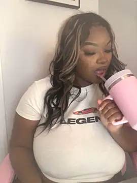 Fxncymuse online show from 02-24-26, 07:23