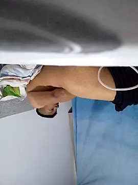 Snapshot of themorenofit08 chatting on 02-09-26, 10:03 themorenofit08 online show from 02-09-26, 10:03