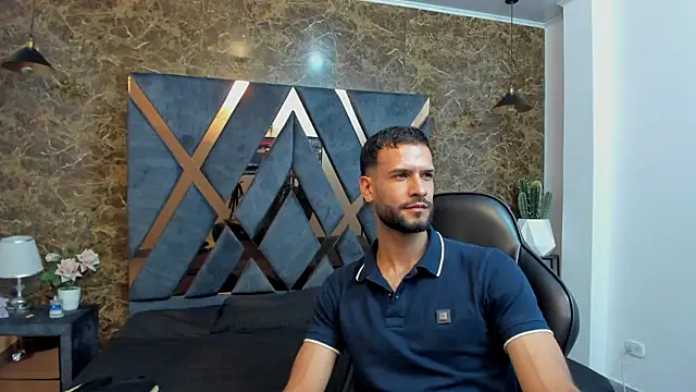 Snapshot of Jacob_Benelli chatting on 02-07-26, 11:30 Jacob Benelli online show from 02-07-26, 11:30