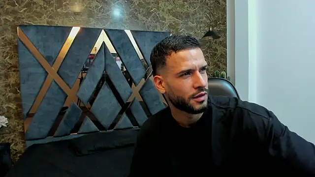 Snapshot of Jacob_Benelli chatting on 02-12-26, 11:22 Jacob Benelli online show from 02-12-26, 11:22