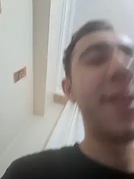 Snapshot of slowdownricK_ chatting on 11-07-25, 07:03 slowdownricK online show from 11-07-25, 07:03