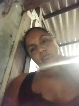 Snapshot of _Lizeth_ chatting on 07-12-26, 01:18 Lizeth online show from 07-12-26, 01:18