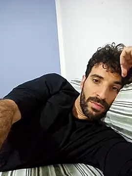 Snapshot of Pinosce6 chatting on 11-09-25, 06:28 Pinosce6 online show from 11-09-25, 06:28