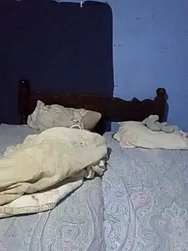 CUTE V LOVE online show from 12-03-25, 09:51