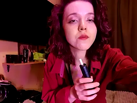 Snapshot of violetwitch chatting on 11-14-25, 01:04 violetwitch online show from 11-14-25, 01:04