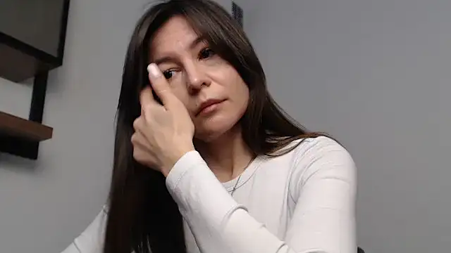 Veronichkaaa online show from 03-13-26, 09:05