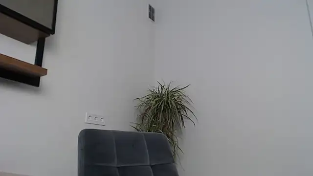 Veronichkaaa online show from 03-20-26, 07:57