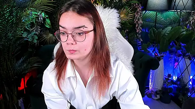 Snapshot of Lily__Evans chatting on 11-13-25, 07:40 Lily Evans online show from 11-13-25, 07:40